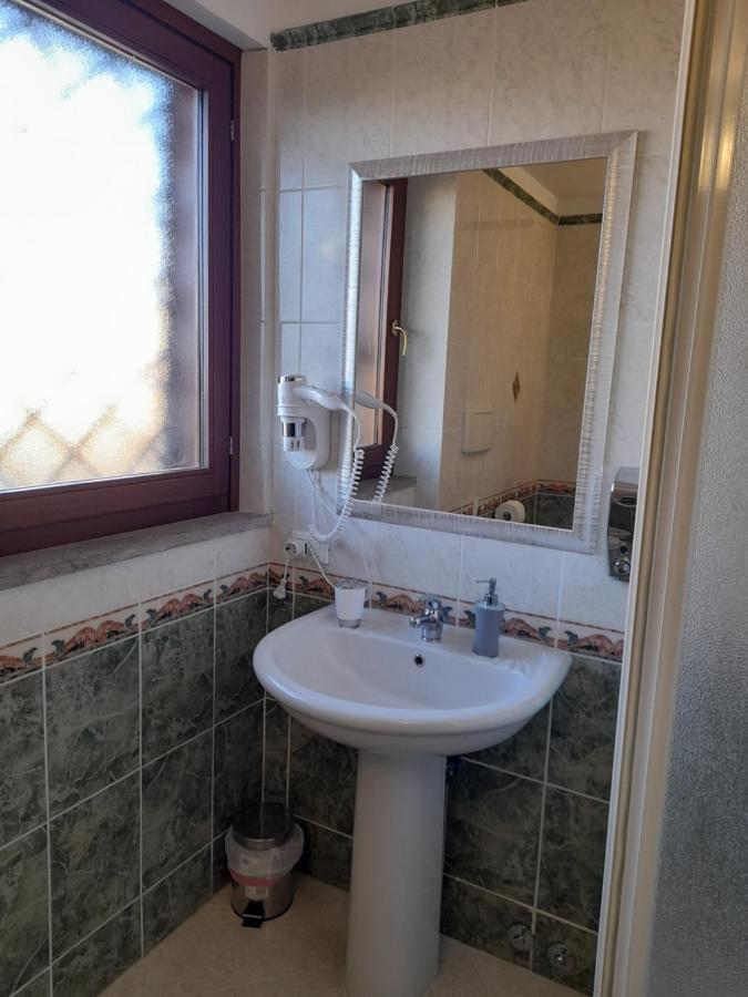 Villa Vittorio Infernetto Bagian luar foto