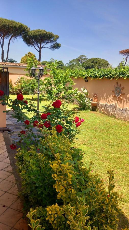 Villa Vittorio Infernetto Bagian luar foto