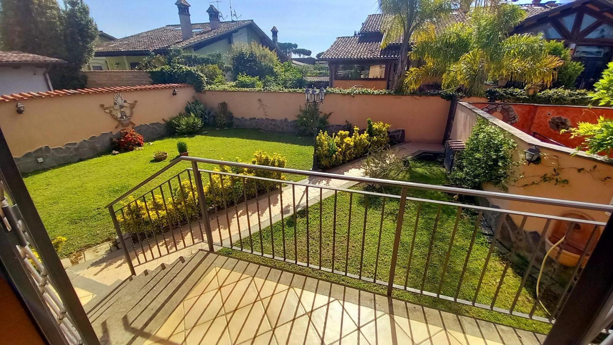 Villa Vittorio Infernetto Bagian luar foto