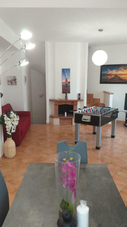 Villa Vittorio Infernetto Bagian luar foto